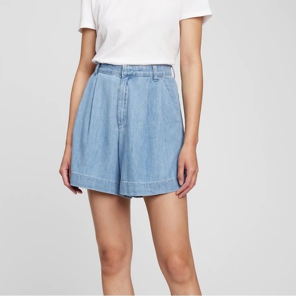 New Gap size 8/29 short chambray pleated high rise shorts. - Picture 8 of 8
